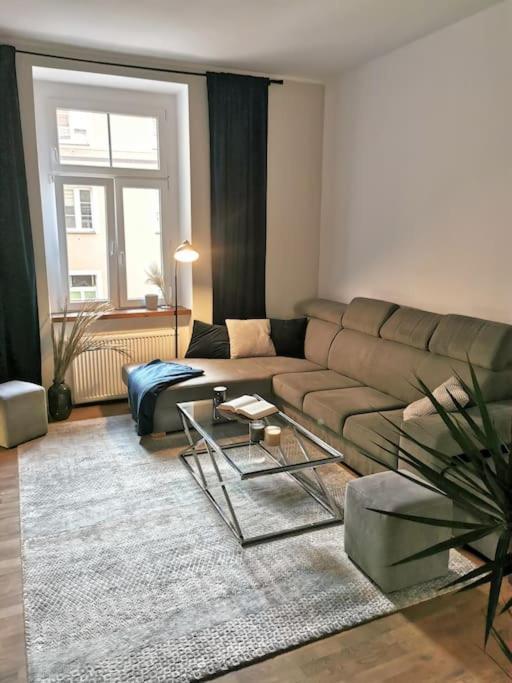 Apartament Przy Rynku Jelenia Gora Luaran gambar